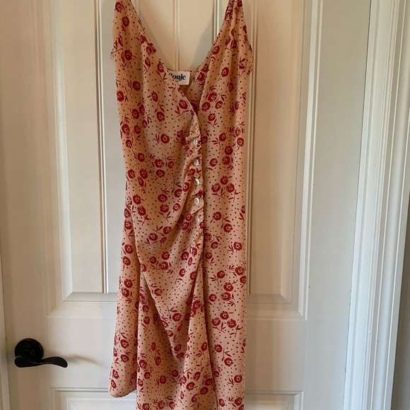 Rouje Paris Monica Wrap Floral Pink Dress - Picture 2 of 6